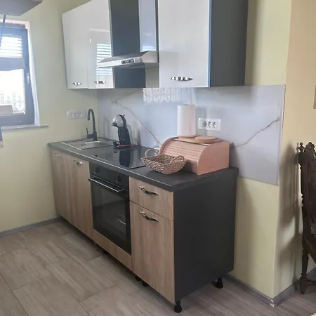 דירה Apartma Leone